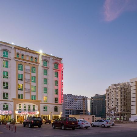 أجنحة المناف هالفندقية مسقط المظهر الخارجي الصورة